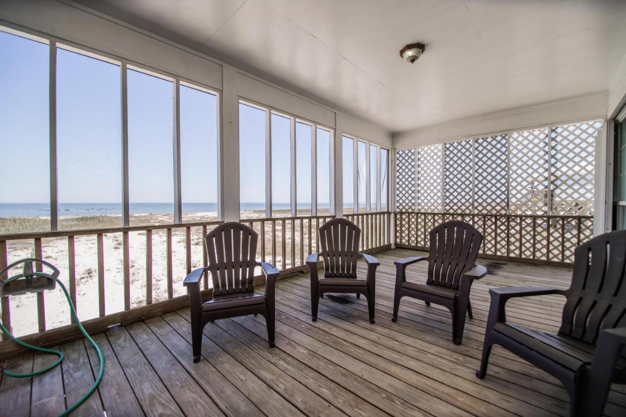 Relaxation - Large Bay Front Home Has Everything You Need For The Perfect Dauphin Island Family Holiday! Home Exterior photo